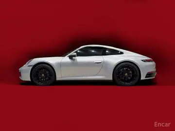 2020 Porsche 911 с пробегом 30 500 км