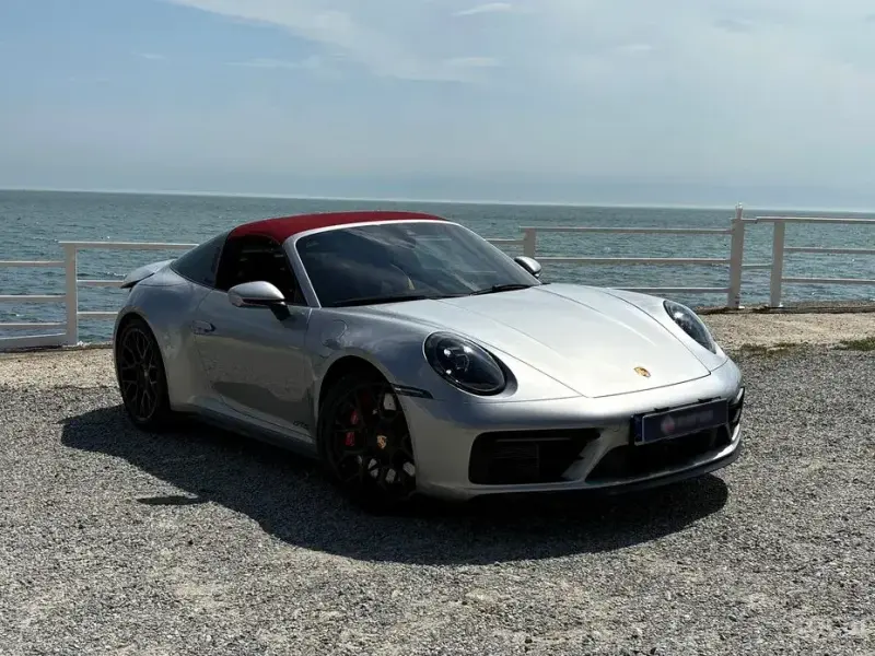 2023 Porsche 911 с пробегом 16 250 км
