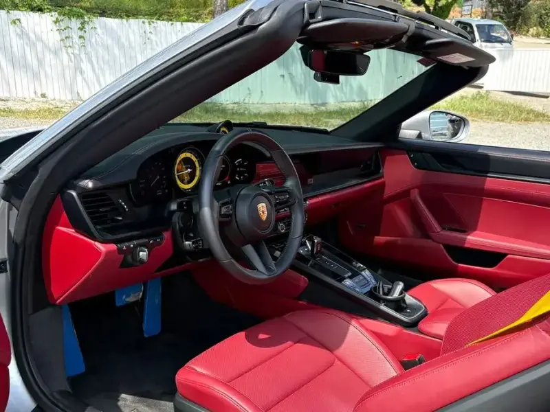 2023 Porsche 911 с пробегом 16 250 км
