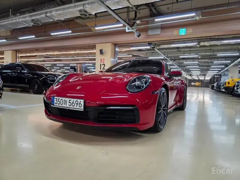 2021 Porsche 911 с пробегом 28 900 км