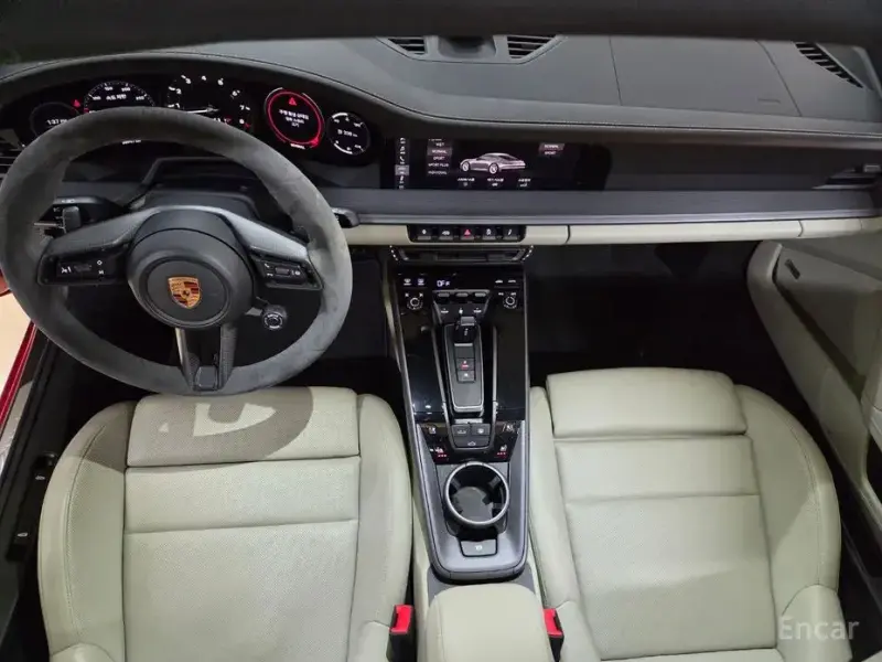 2021 Porsche 911 с пробегом 28 900 км