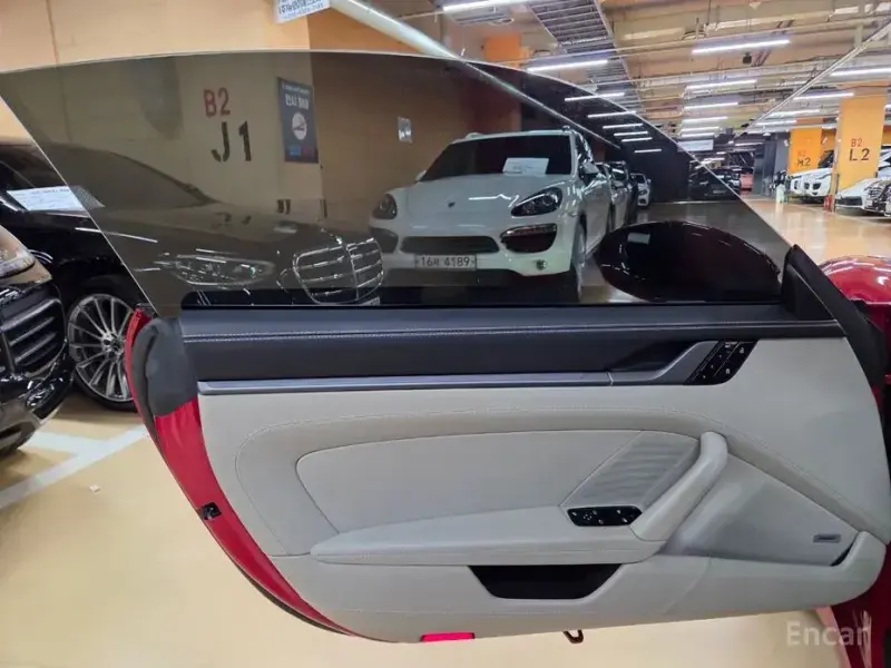 2021 Porsche 911 с пробегом 28 900 км