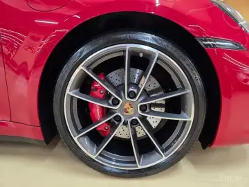 2021 Porsche 911 с пробегом 28 900 км