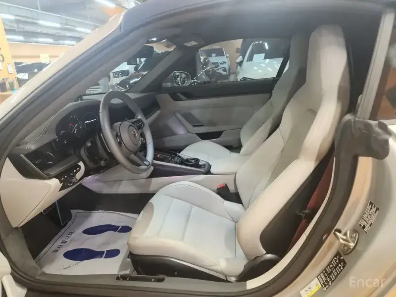 2024 Porsche 911 с пробегом 1 500 км