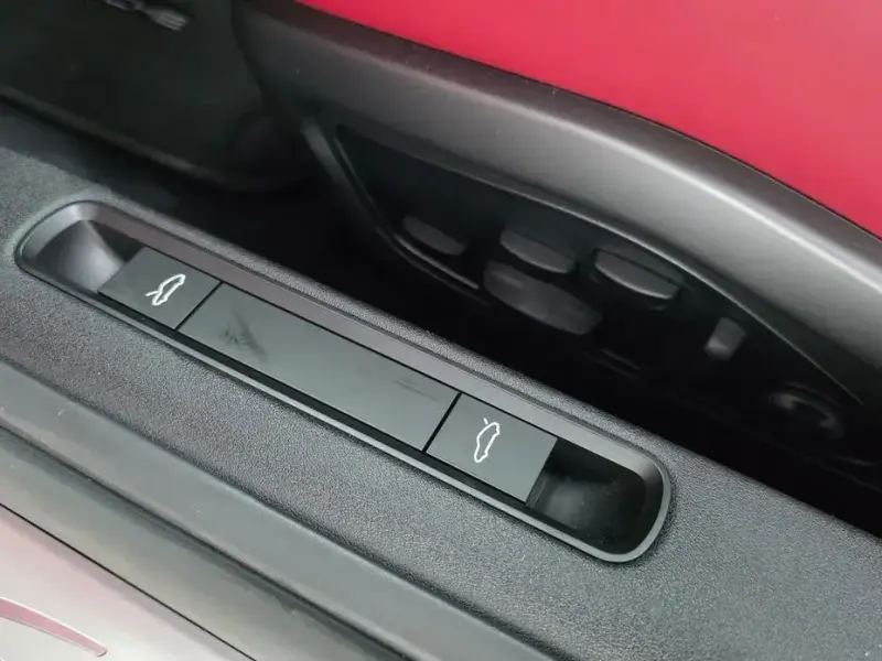 2024 Porsche 911 с пробегом 13 674 км