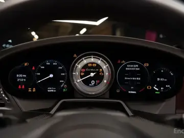 2024 Porsche 911 с пробегом 10 500 км