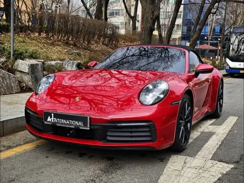 2021 Porsche 911 с пробегом 15 200 км
