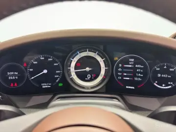2024 Porsche 911 с пробегом 5 296 км