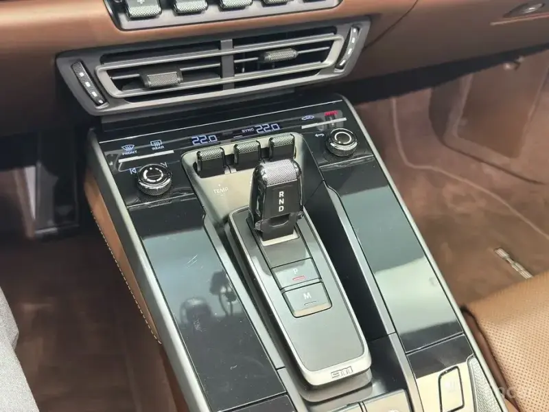 2024 Porsche 911 с пробегом 5 296 км