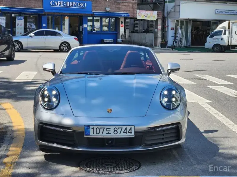 2024 Porsche 911 с пробегом 2 400 км
