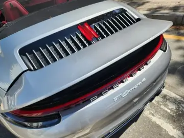 2024 Porsche 911 с пробегом 2 400 км