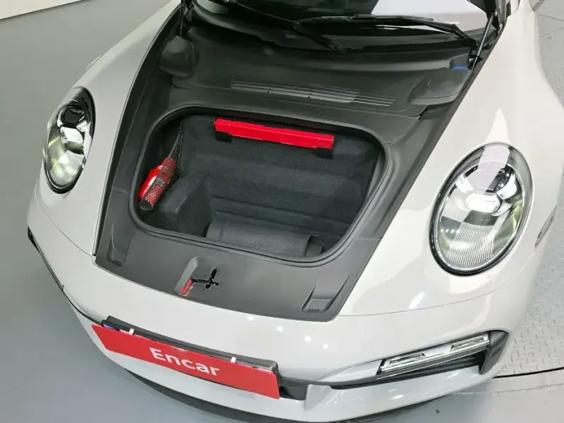 2024 Porsche 911 с пробегом 13 260 км