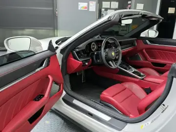 2024 Porsche 911 с пробегом 13 260 км