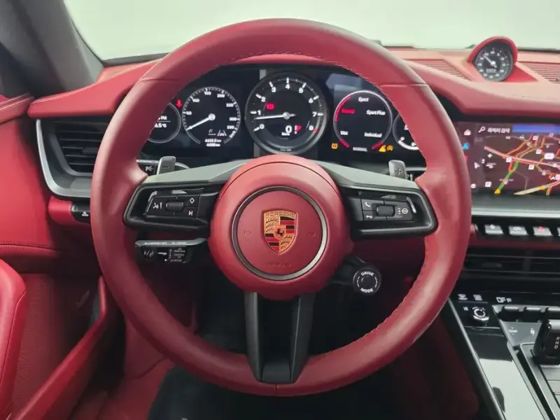 2024 Porsche 911 с пробегом 4 488 км