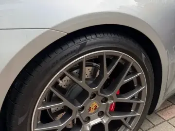 2020 Porsche 911 с пробегом 13 200 км