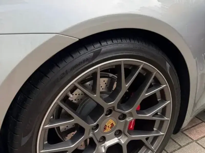 2020 Porsche 911 с пробегом 13 200 км