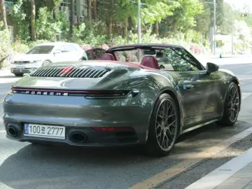 2021 Porsche 911 с пробегом 23 700 км