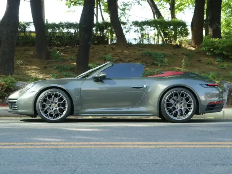 2021 Porsche 911 с пробегом 23 700 км