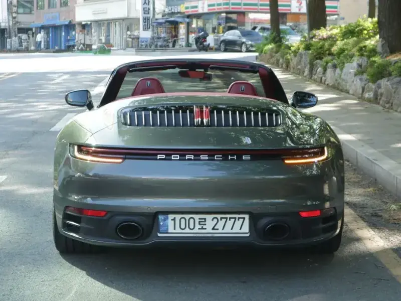 2021 Porsche 911 с пробегом 23 700 км