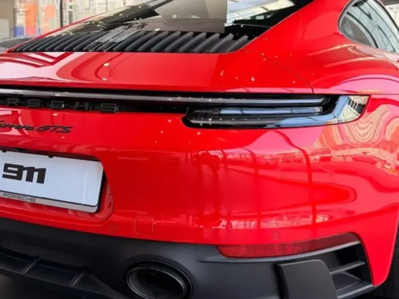 2024 Porsche 911 с пробегом 2 800 км