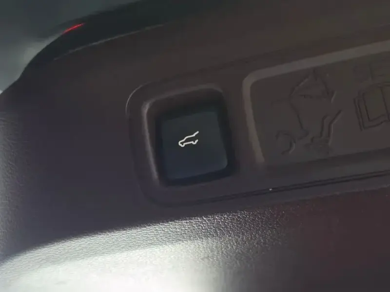 2020 Lincoln Navigator с пробегом 83 383 км