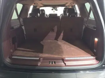 2020 Lincoln Navigator с пробегом 83 383 км