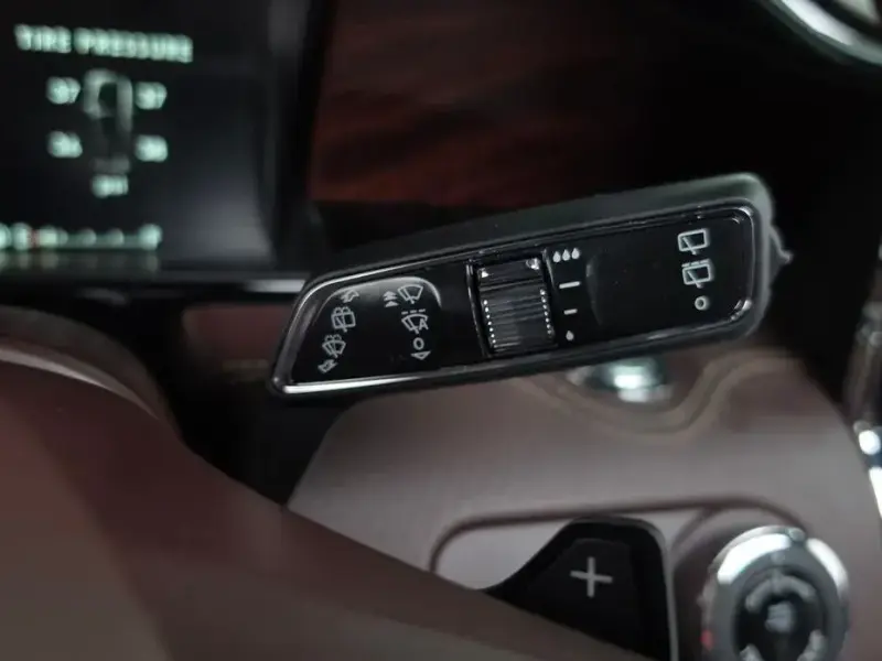 2020 Lincoln Navigator с пробегом 83 383 км