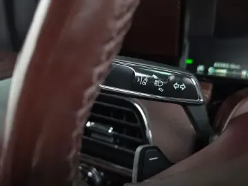 2020 Lincoln Navigator с пробегом 83 383 км