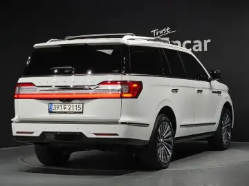 2021 Lincoln Navigator с пробегом 66 935 км