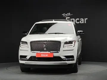 2021 Lincoln Navigator с пробегом 66 935 км