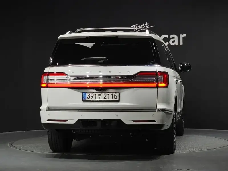 2021 Lincoln Navigator с пробегом 66 935 км