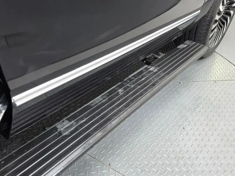 2020 Lincoln Navigator с пробегом 83 383 км