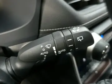 2023 Toyota RAV4 с пробегом 33 877 км