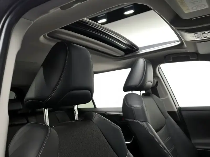 2024 Toyota RAV4 с пробегом 11 991 км