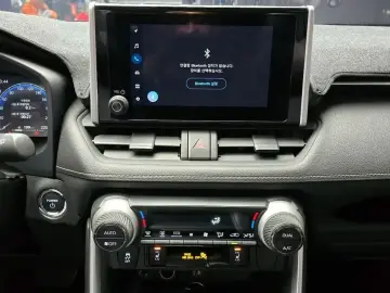 2023 Toyota RAV4 с пробегом 31 351 км