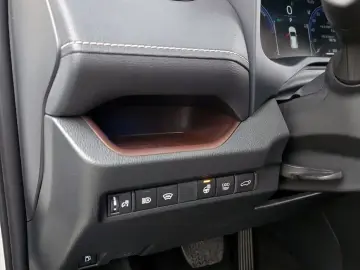 2024 Toyota RAV4 с пробегом 8 426 км
