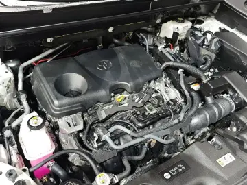 2021 Toyota RAV4 с пробегом 67 484 км