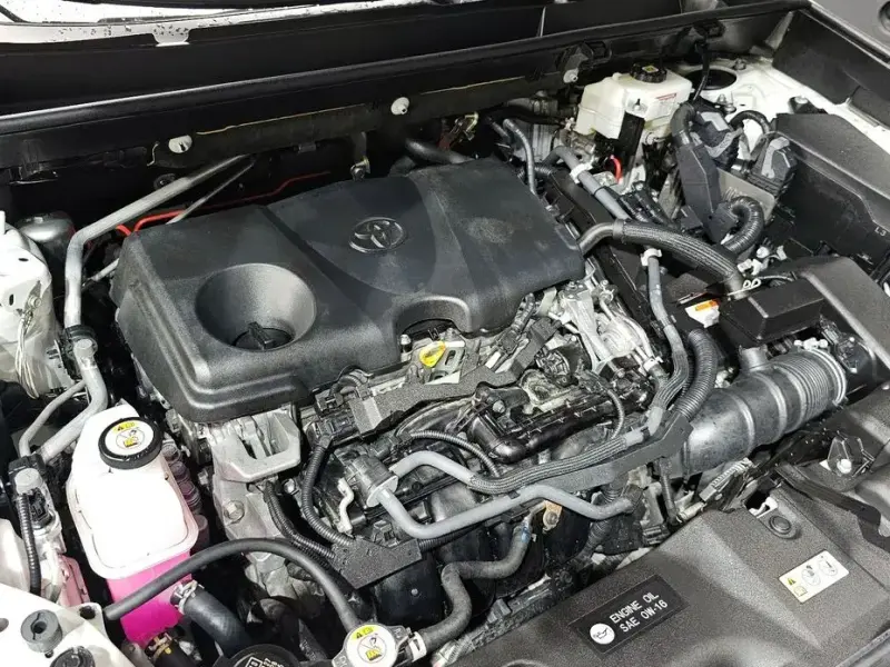 2021 Toyota RAV4 с пробегом 67 484 км