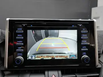 2021 Toyota RAV4 с пробегом 67 484 км