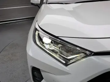2021 Toyota RAV4 с пробегом 67 484 км