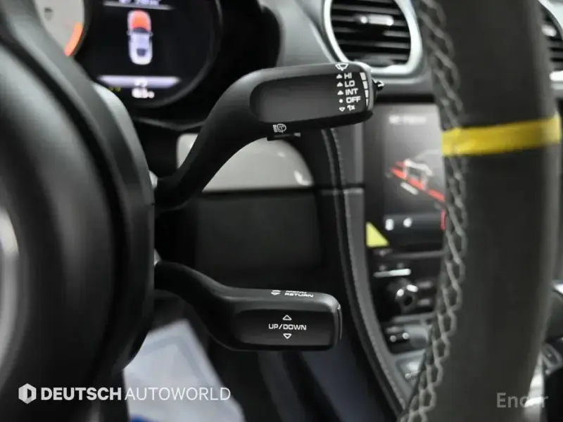 2023 Porsche Cayman с пробегом 7 300 км