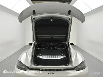 2023 Porsche Cayman с пробегом 7 300 км
