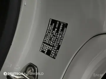 2023 Porsche Cayman с пробегом 7 300 км