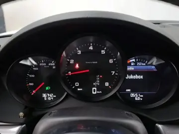 2019 Porsche Cayman с пробегом 36 742 км