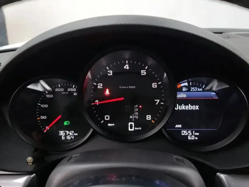 2019 Porsche Cayman с пробегом 36 742 км