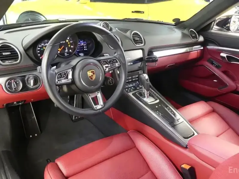 2022 Porsche Cayman с пробегом 11 660 км
