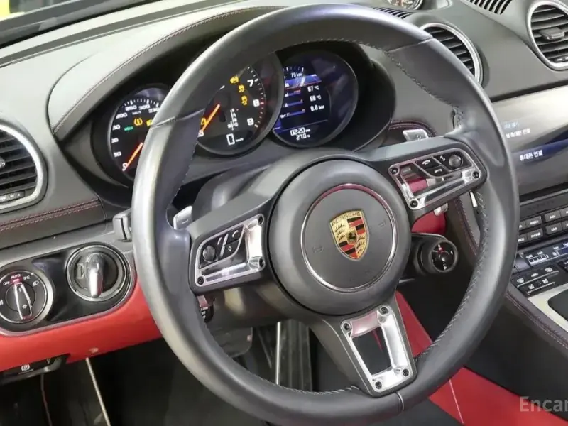 2022 Porsche Cayman с пробегом 11 660 км