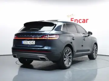 2022 Lincoln Nautilus с пробегом 107 336 км