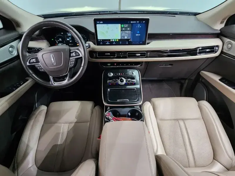 2022 Lincoln Nautilus с пробегом 107 336 км