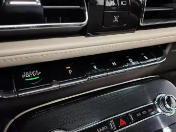 2022 Lincoln Nautilus с пробегом 107 336 км